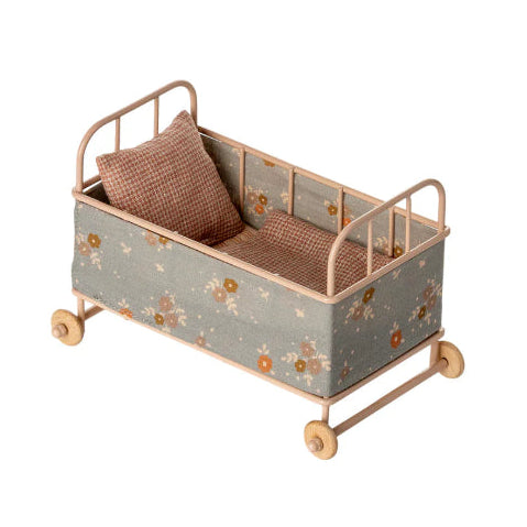 Maileg Cot bed, Micro - Powder