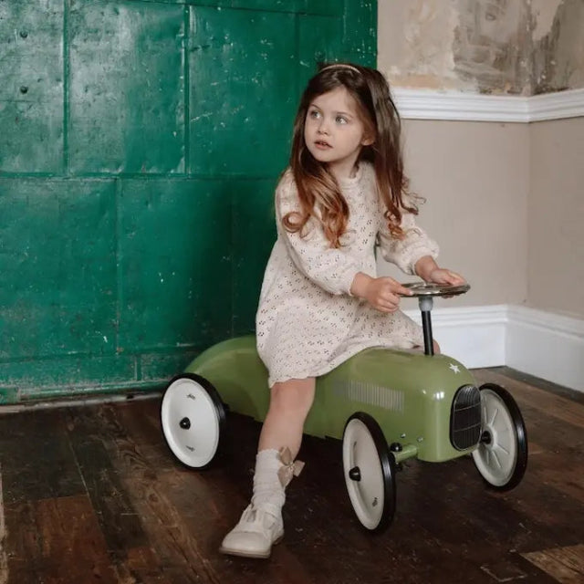 Vilac - Pea Green Metal Car